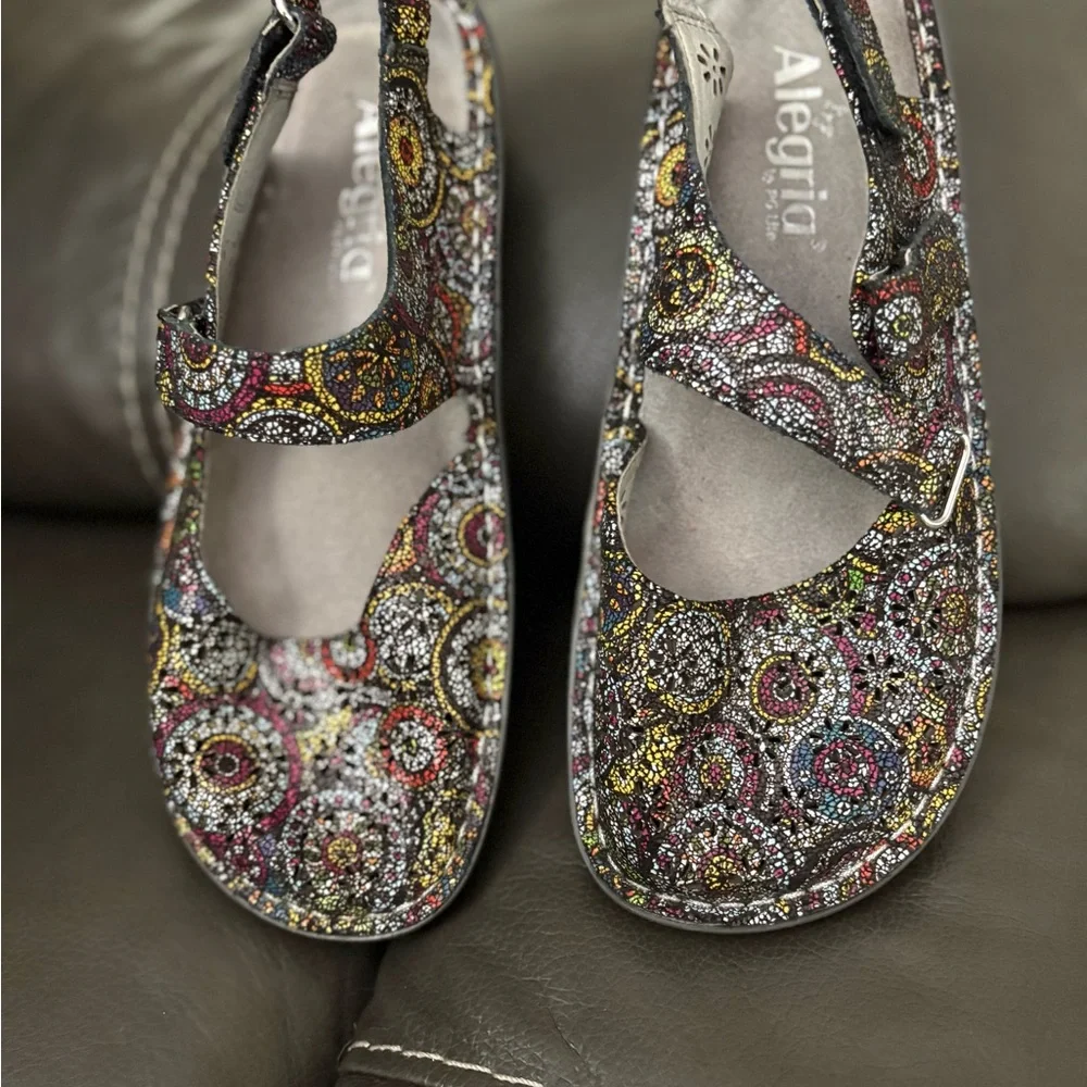 Alegria Women’s Mary Jane Style Multicolor Patterned Shoes - Picture 1 of 15